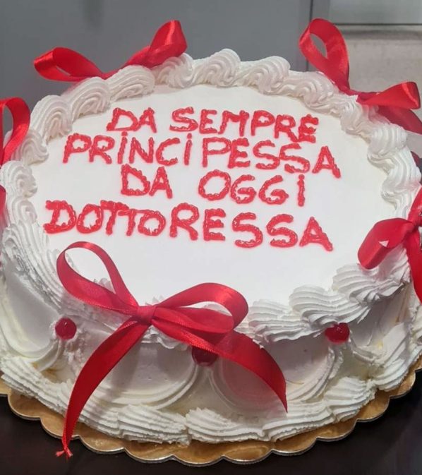 Torta di laurea